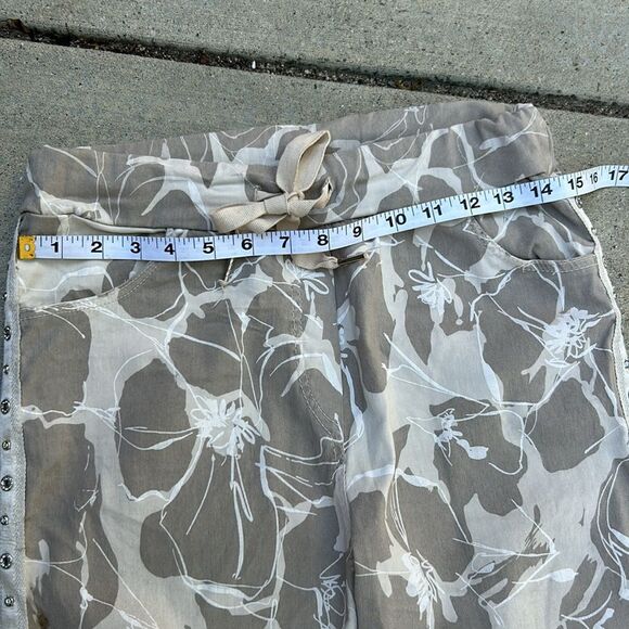 Venti 6 Joggers, Floral Print with studded down sides, Made in Italy , Soft, S - Picture 10 of 14